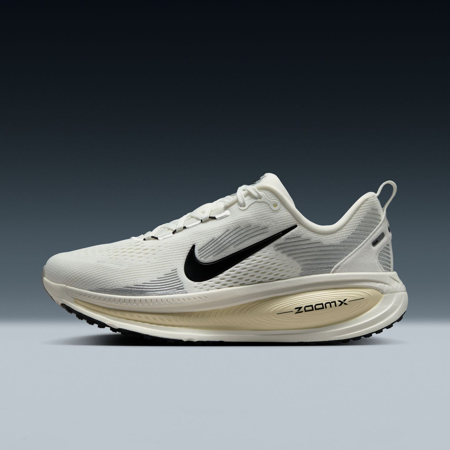 WMNS Nike Zoom Vomero 18