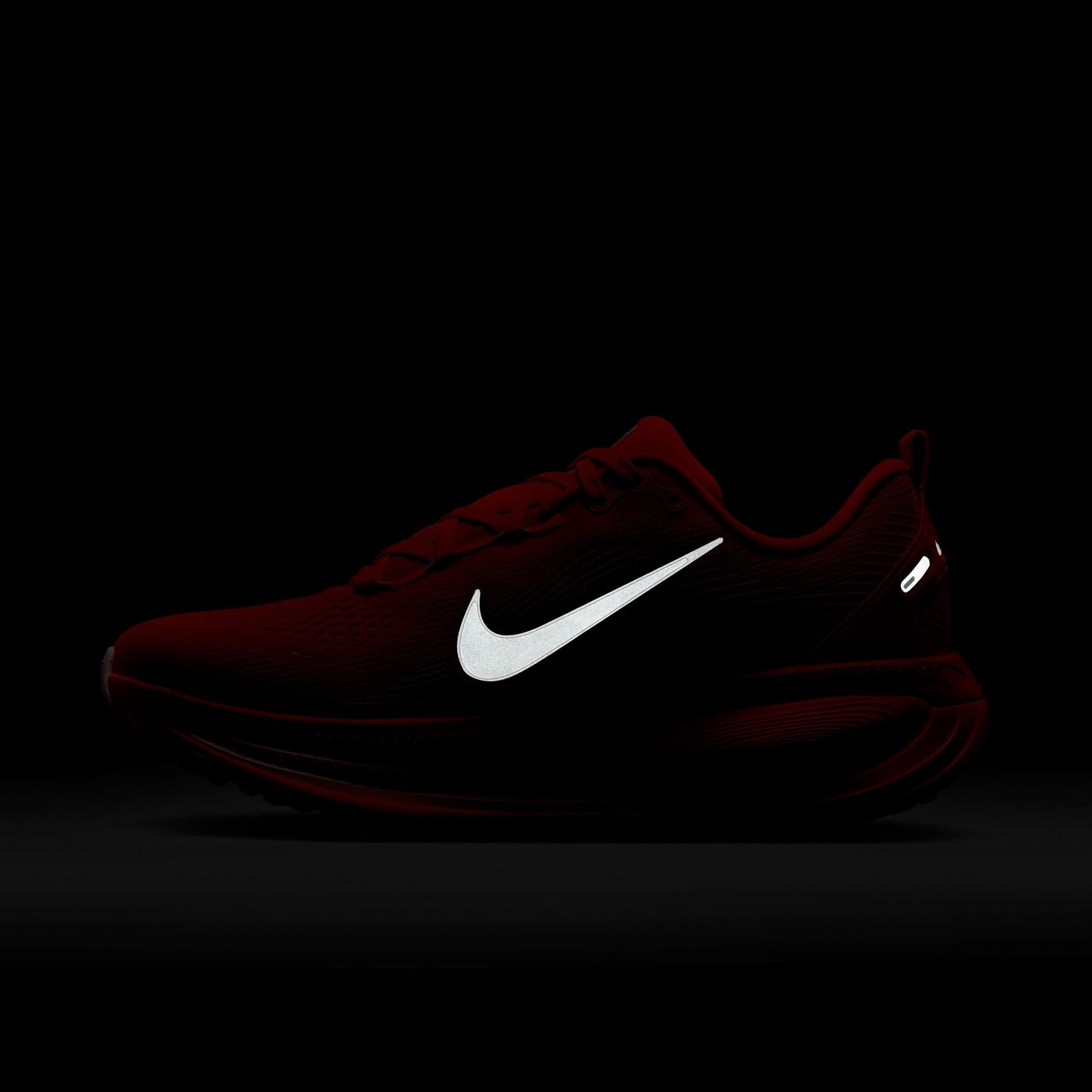 WMNS Nike Zoom Vomero 18