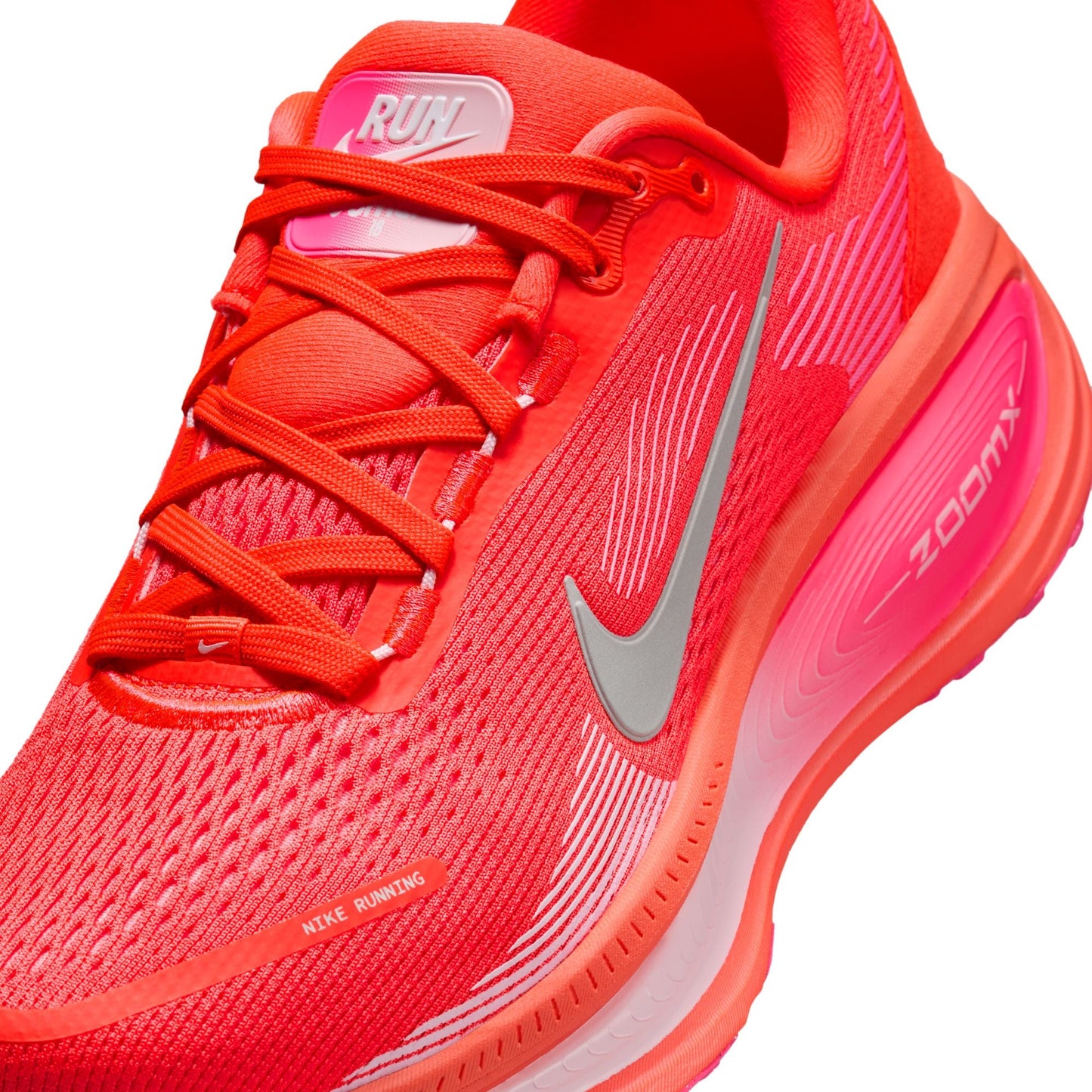 WMNS Nike Zoom Vomero 18