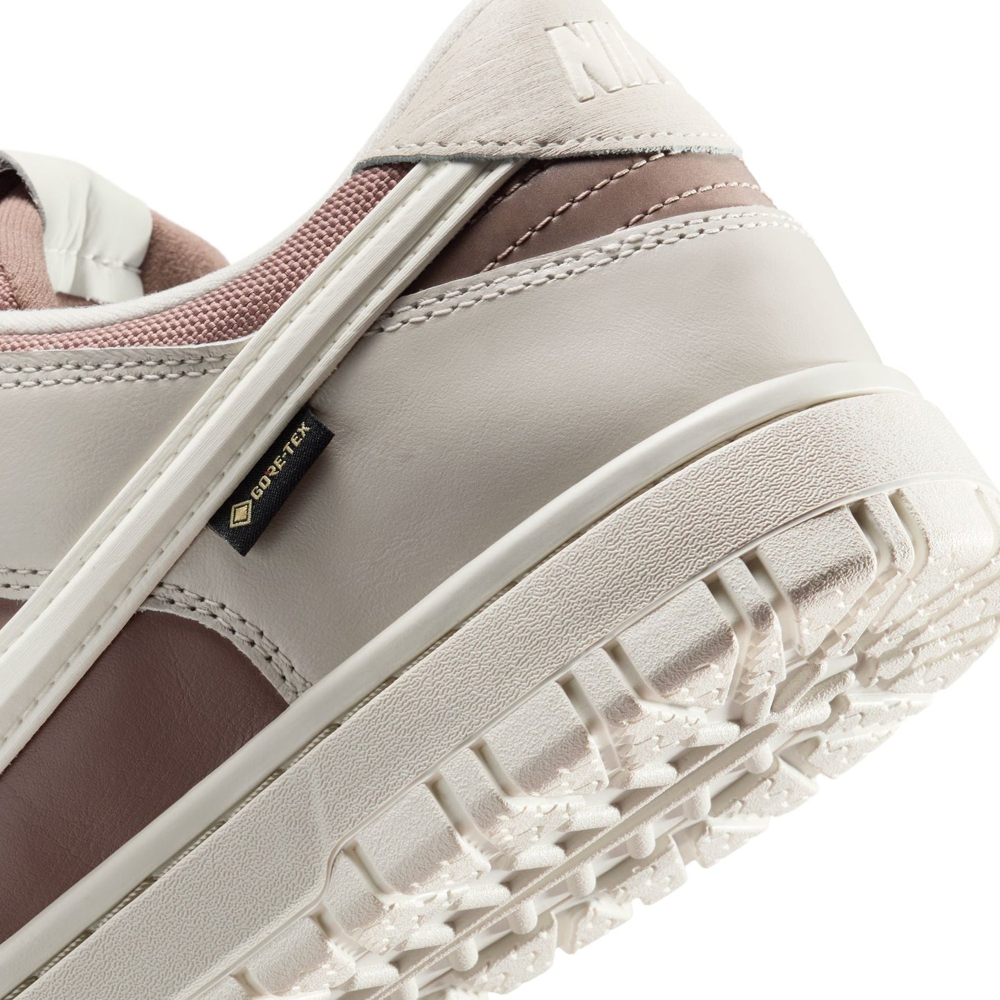 Nike Dunk Low GORE-TEX