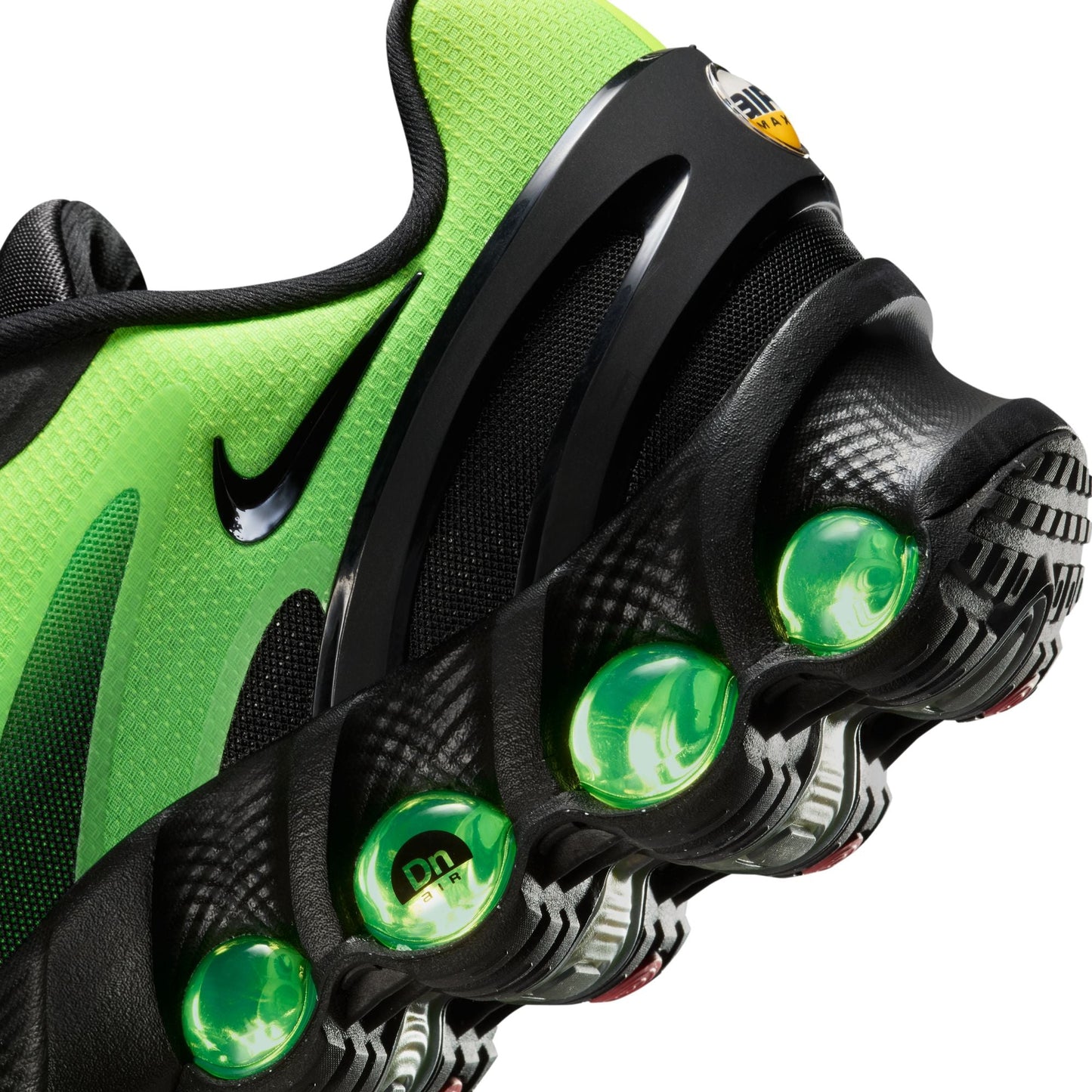 Nike Air Max DN8 Green Strike