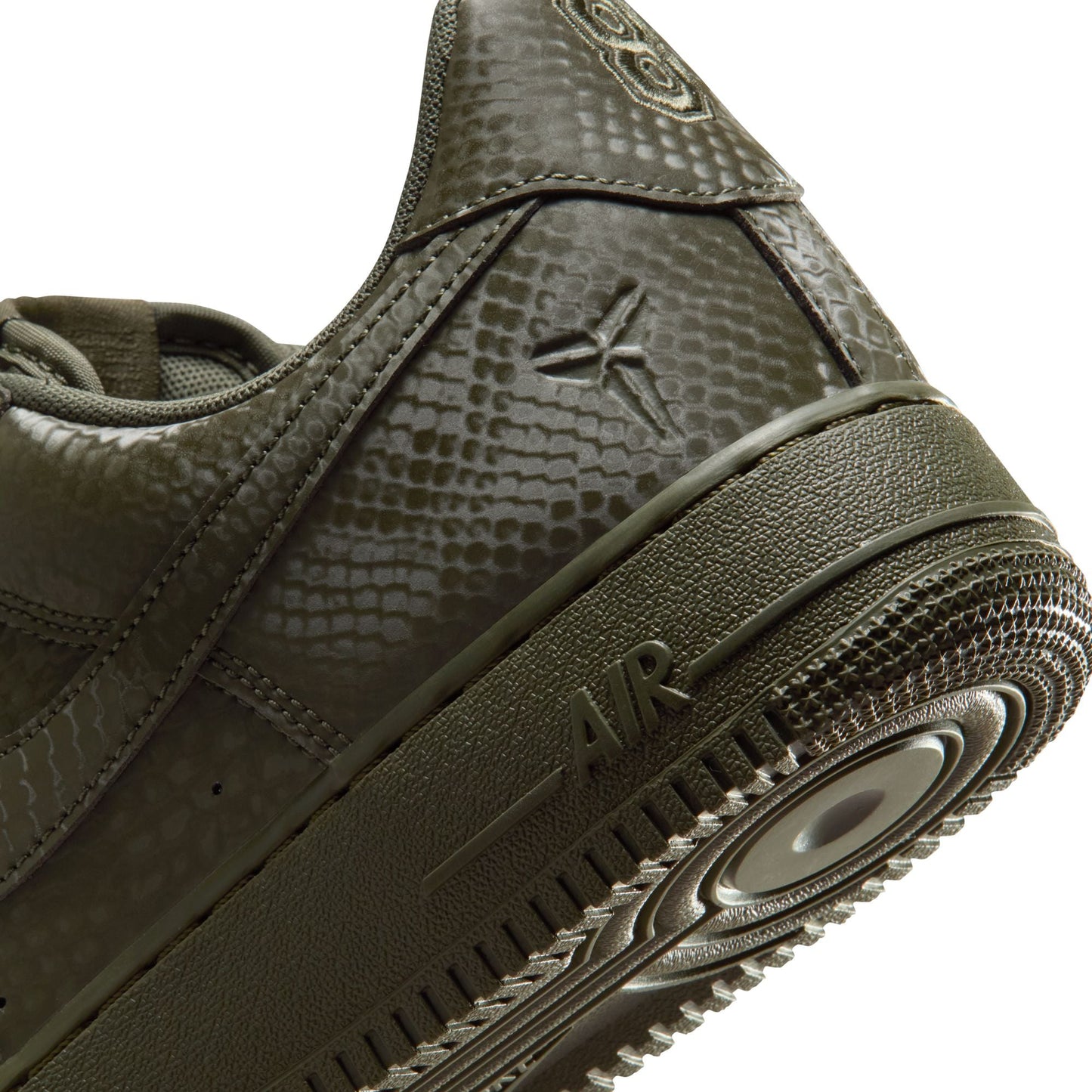 Nike Air Force 1 Retro Low Kobe Bryant Mamba Mentality ￼