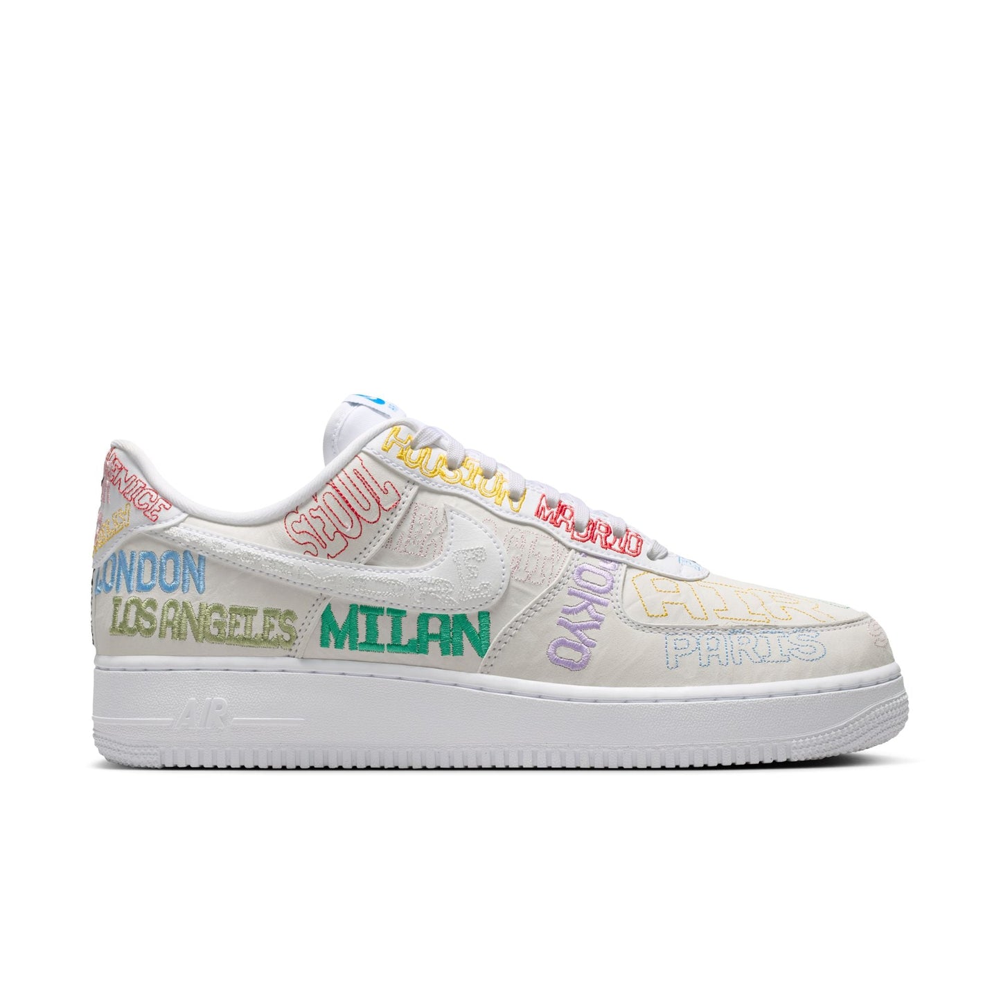 Nike Air Force 1 '07 Low LV8 Wold Tour