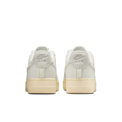 WMNS Nike Air Force 1 '07