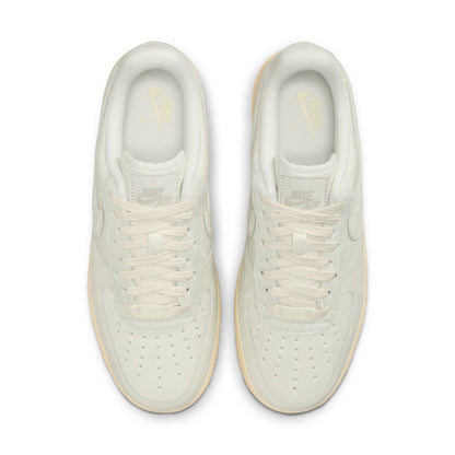 WMNS Nike Air Force 1 '07