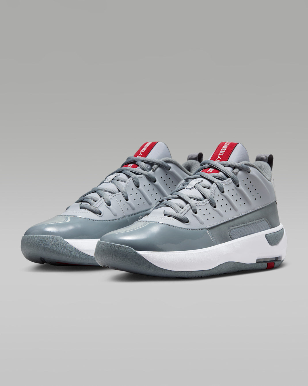 Nike Men's Jordan Max Aura 7 Shoes - Wolf Grey / Cool Grey / White / Varsity Red