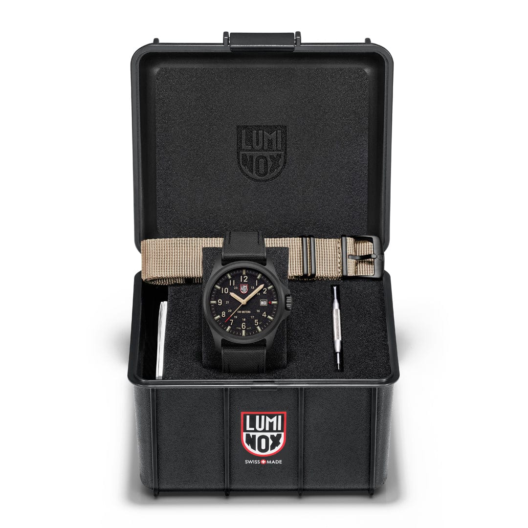 Luminox Atacama Field Watch 1970, 43mm - Sand