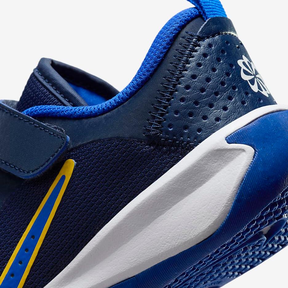 Nike Kids' Omni Multi Court Shoes - Midnight Navy / Saturn Gold / White / Hyper Royal