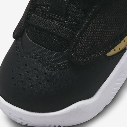Nike Kids' Jordan Max Aura 4 TD Shoes - Black / Metallic Gold / White