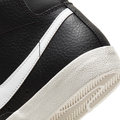 Nike Men's Blazer Mid '77 Vintage Shoes - Black / Sail