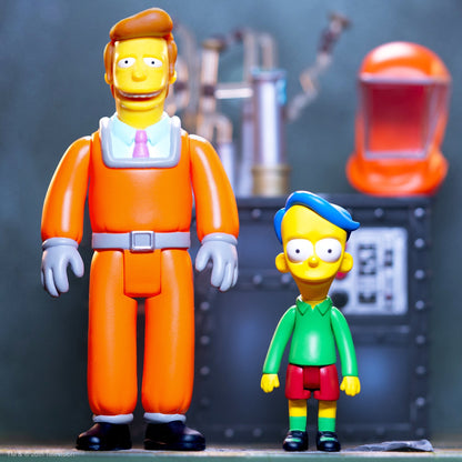The Simpsons ReAction W2 - Troy McClure "Someone's in the Kitchen"