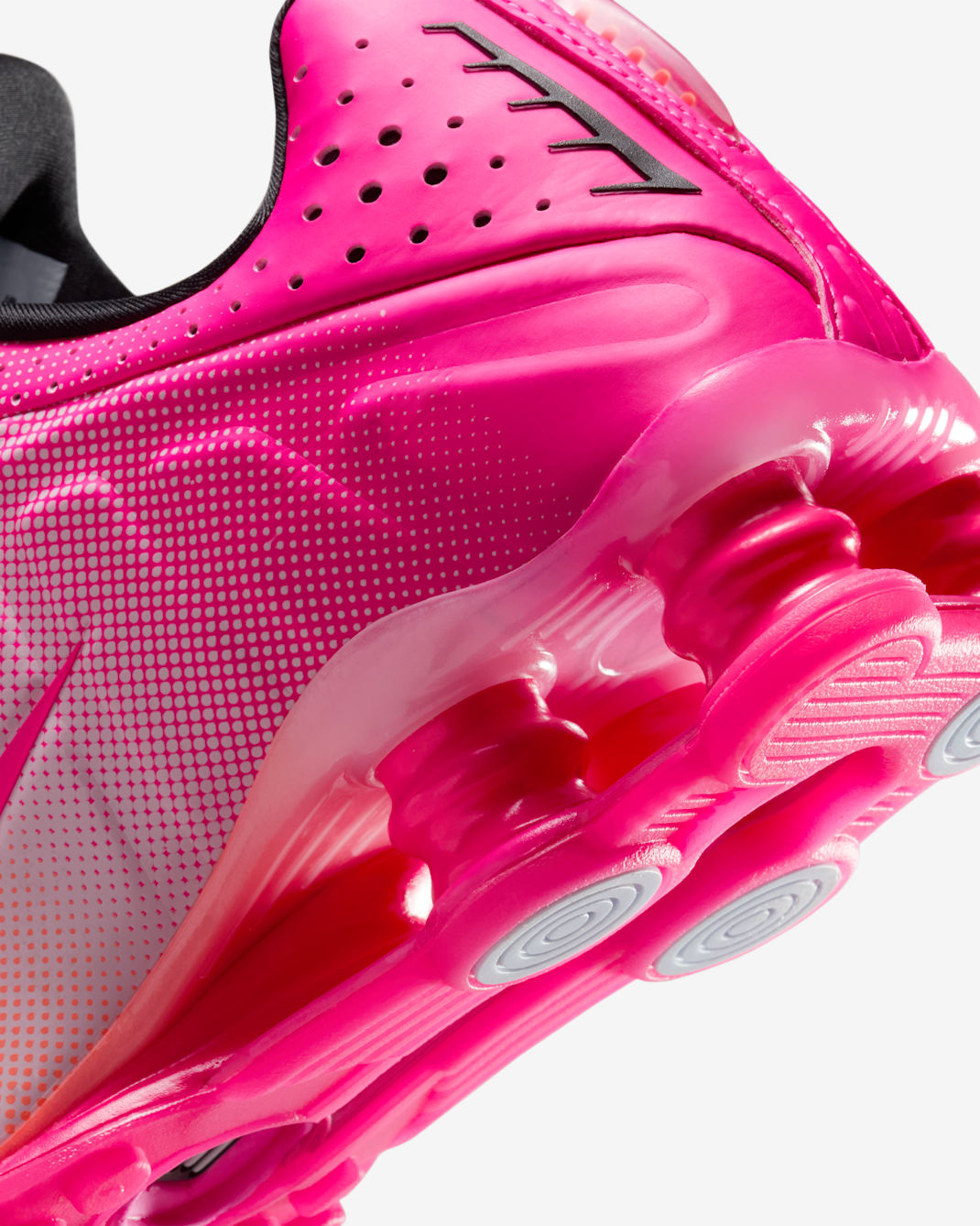 Nike Women's Shox R4 Shoes - Hyper Pink / Pink Foam / Black
