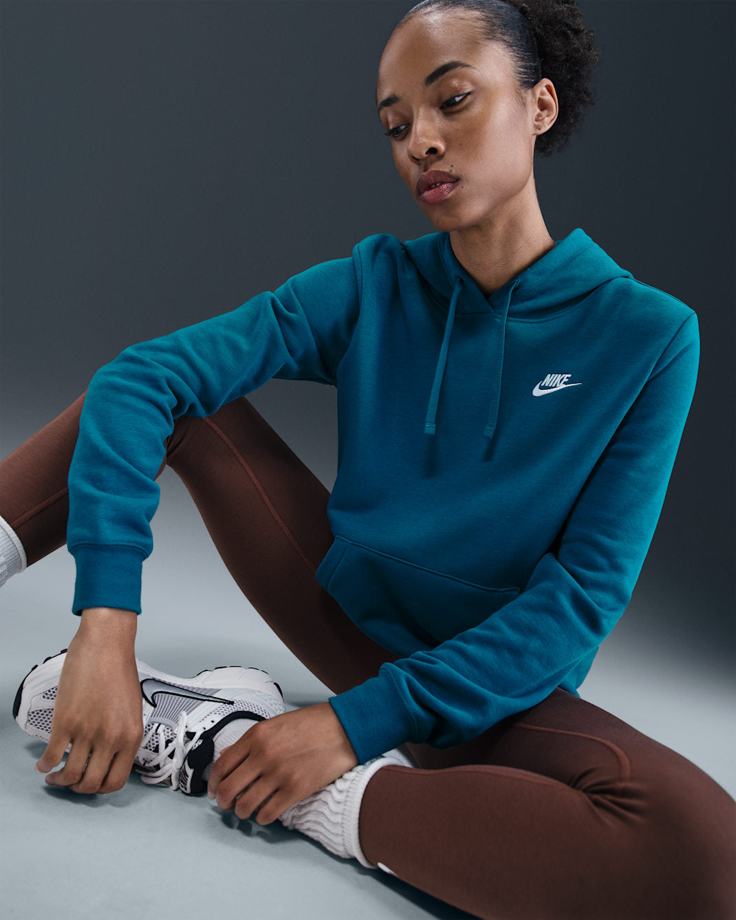 Nike Women's Nike Sportswear Club Fleece Hoodie - Green Abyss/White