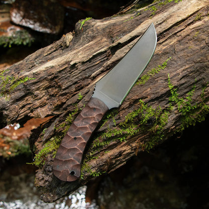 Winkler Knives Belt Knife- Walnut Sculpted