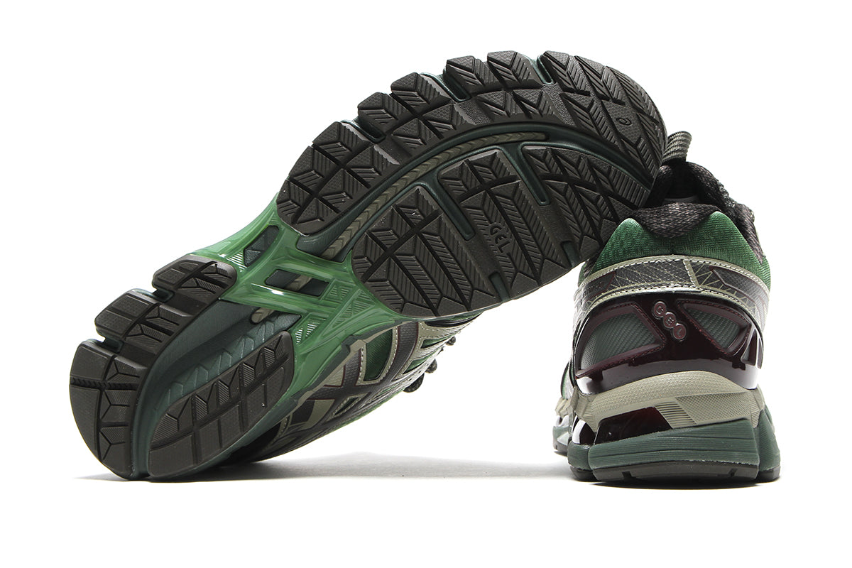 UB10-S Gel-Kayano 20