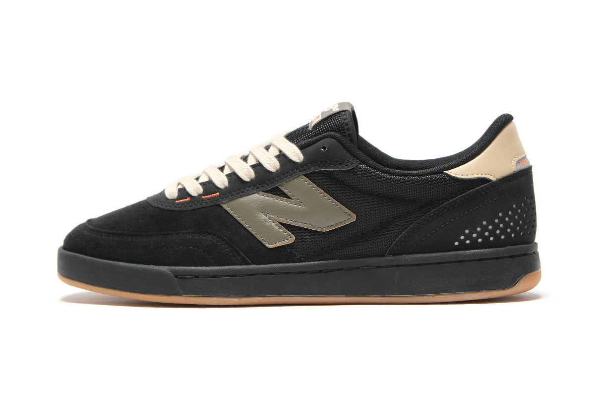 440 V2 - Standard & Wide