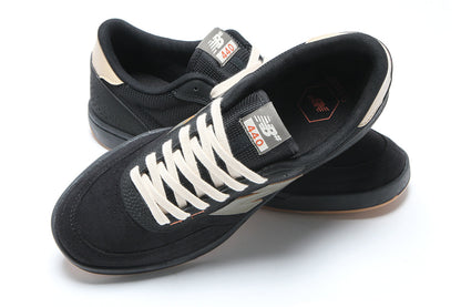 440 V2 - Standard & Wide