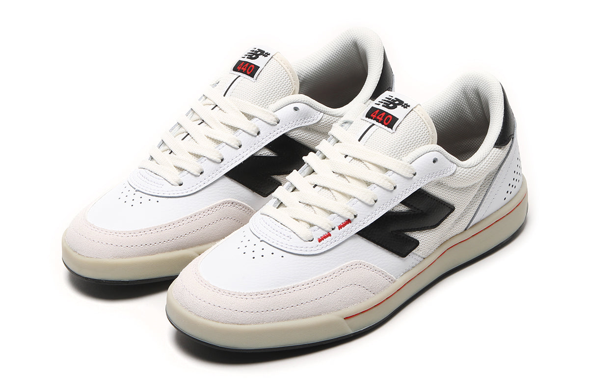 440 V2 - Standard & Wide