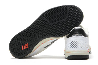 440 V2 - Standard & Wide