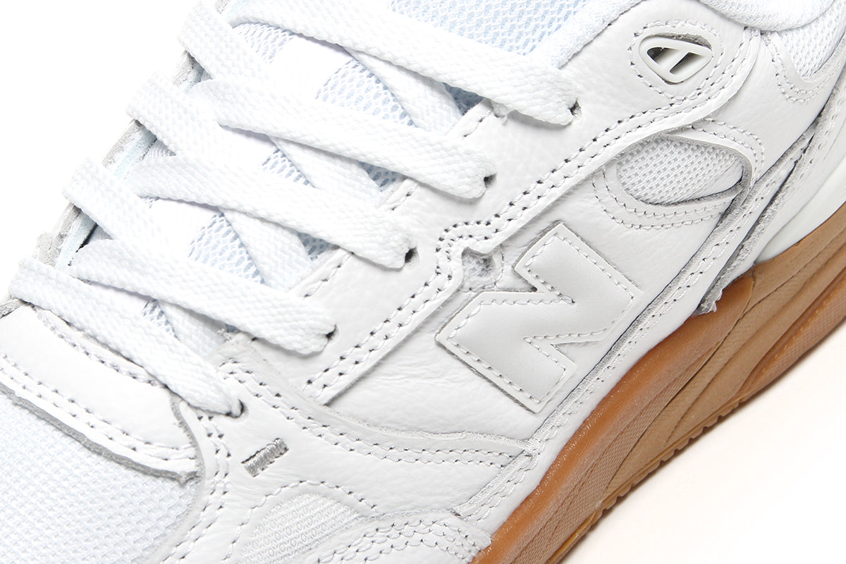 933 - Standard & Wide