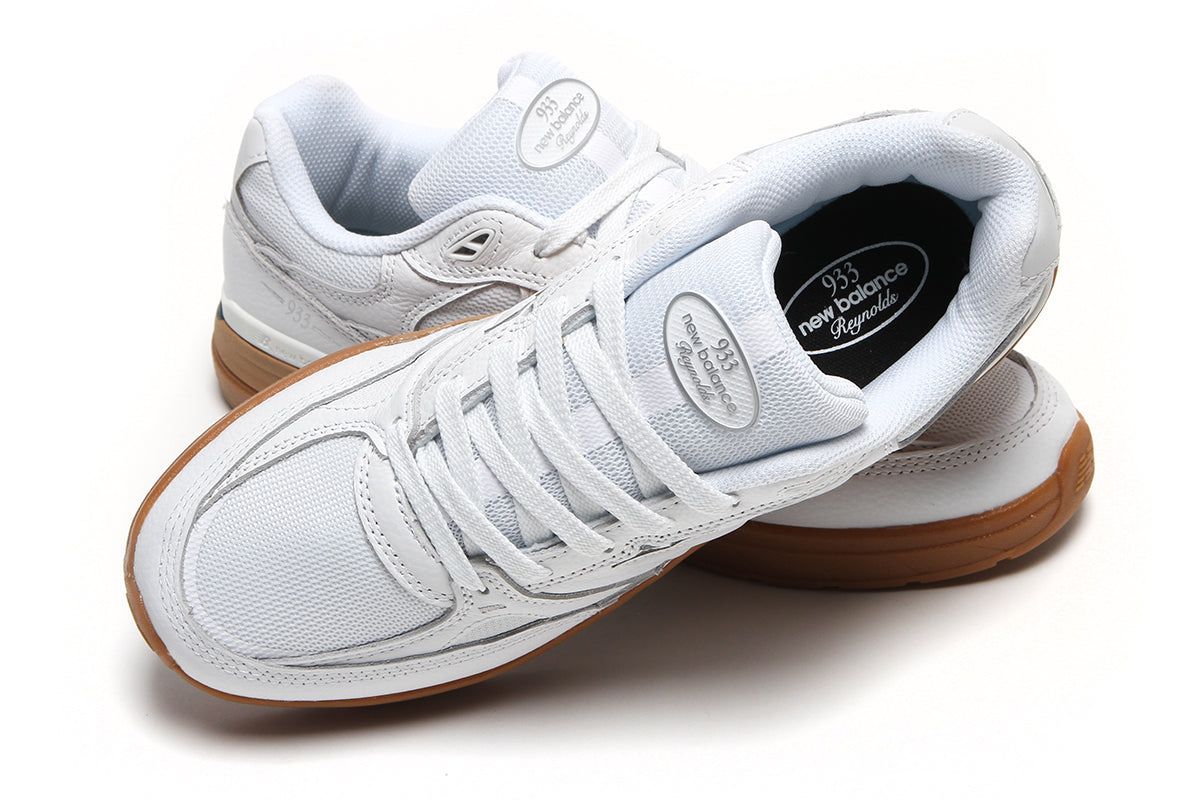933 - Standard & Wide