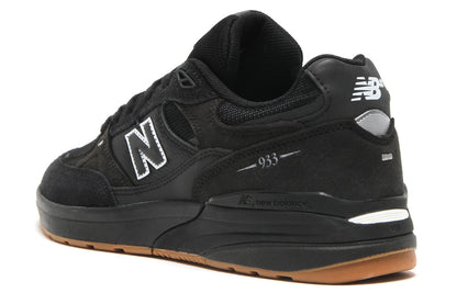 933 - Standard & Wide