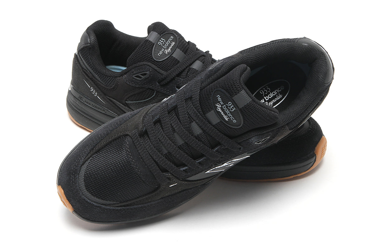 933 - Standard & Wide