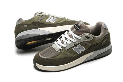 Reynolds 933