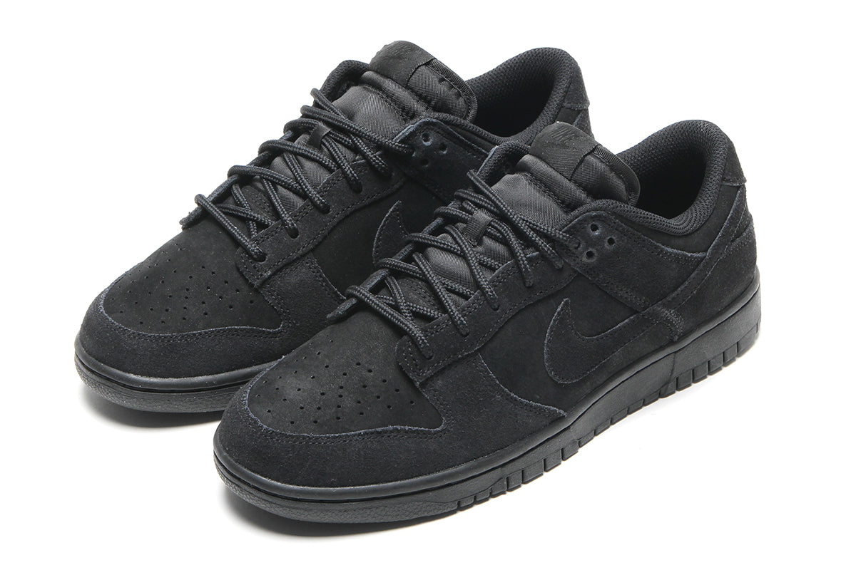 Dunk Low Retro SE