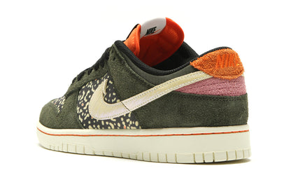 Dunk Low Retro SE