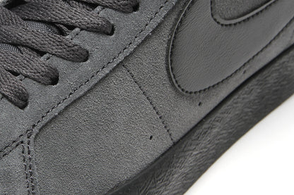 Zoom Blazer Mid
