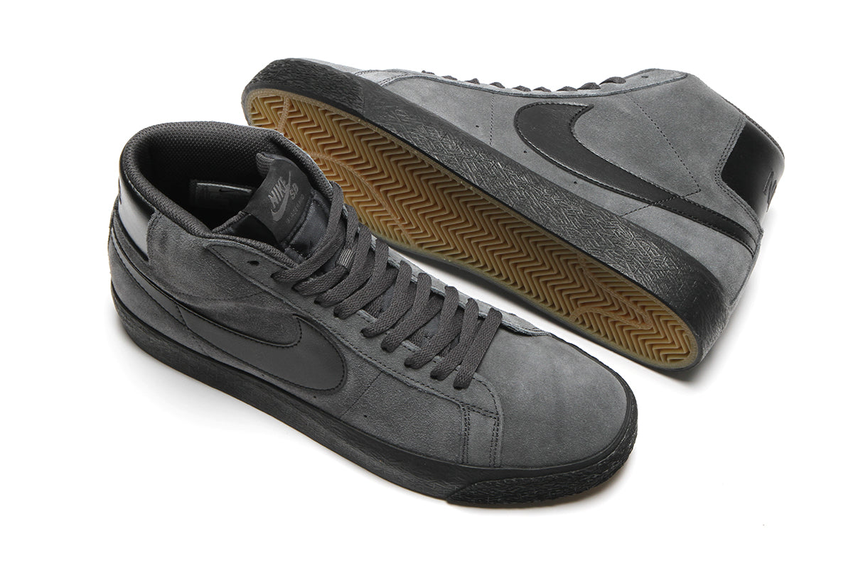Zoom Blazer Mid