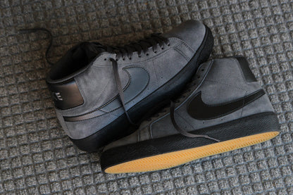 Zoom Blazer Mid