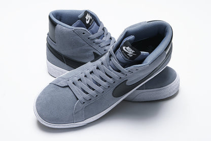 Zoom Blazer Mid