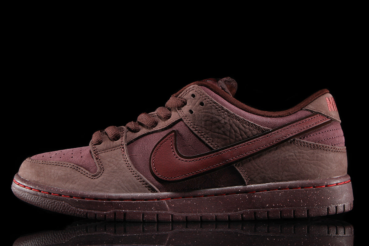 Dunk Low Pro Premium - Burgundy Crush