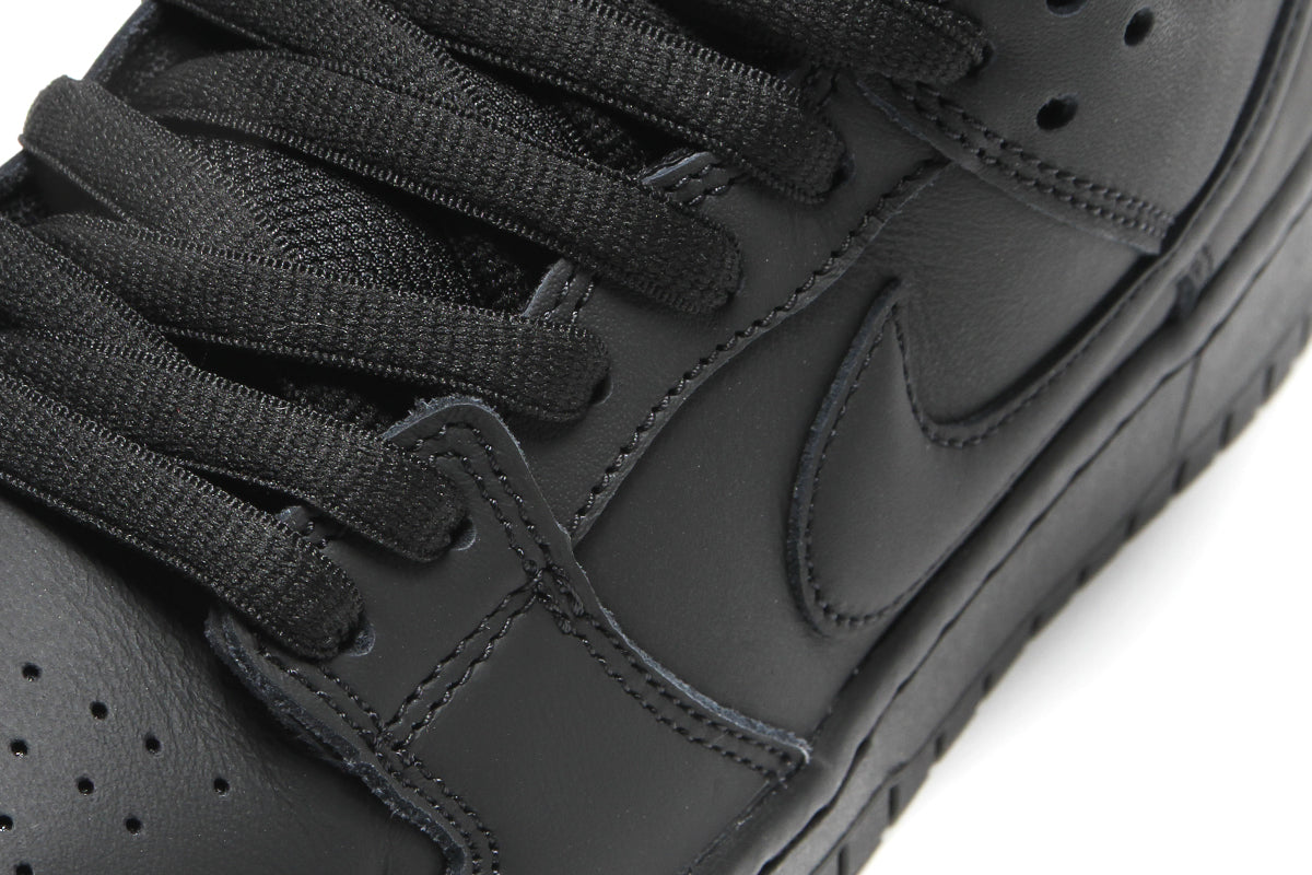 Dunk Low Pro