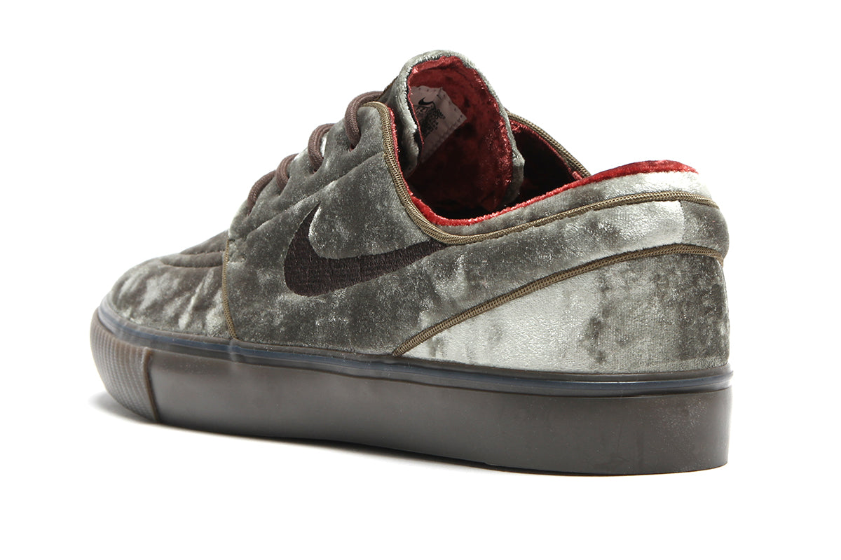 Zoom Janoski OG+ SE
