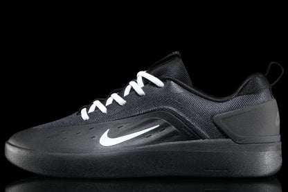 Zoom Nyjah 4