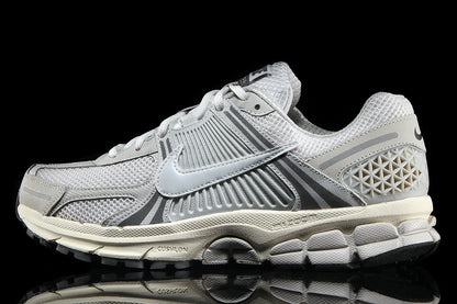 Zoom Vomero 5