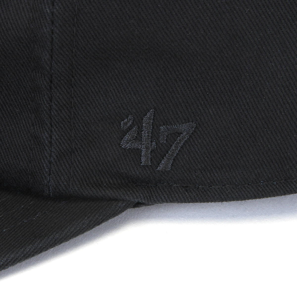 '47 for the Detroit Red Wings Captain RL Snapback