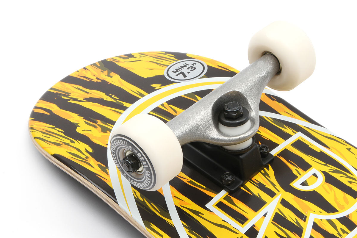 Stealth Ovals Yellow Complete 7.3"