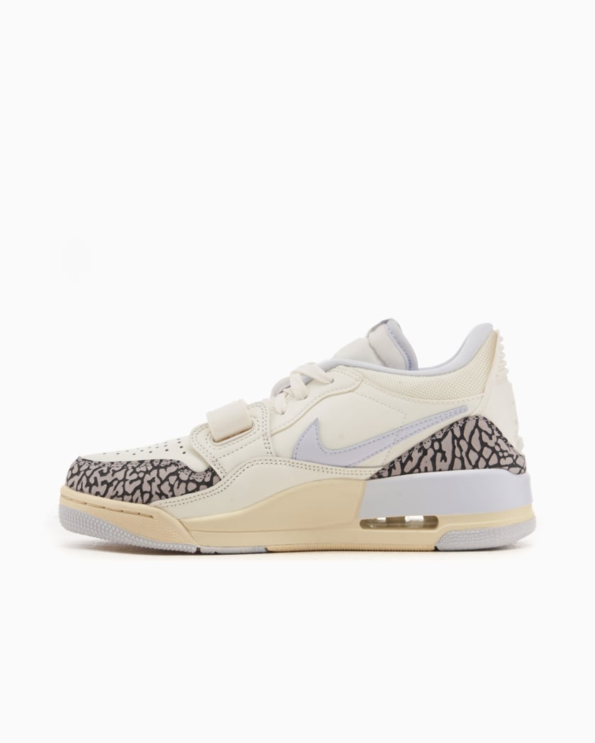 Nike Women's Legacy 312 Low Shoes - Sail / Cement Grey / Black / Football Grey