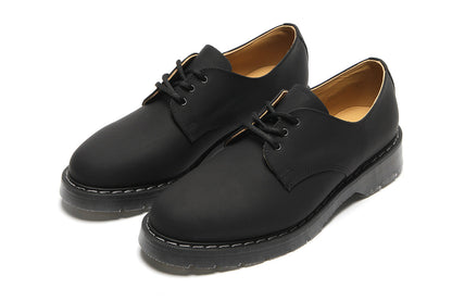 Greasy Gibson Shoe