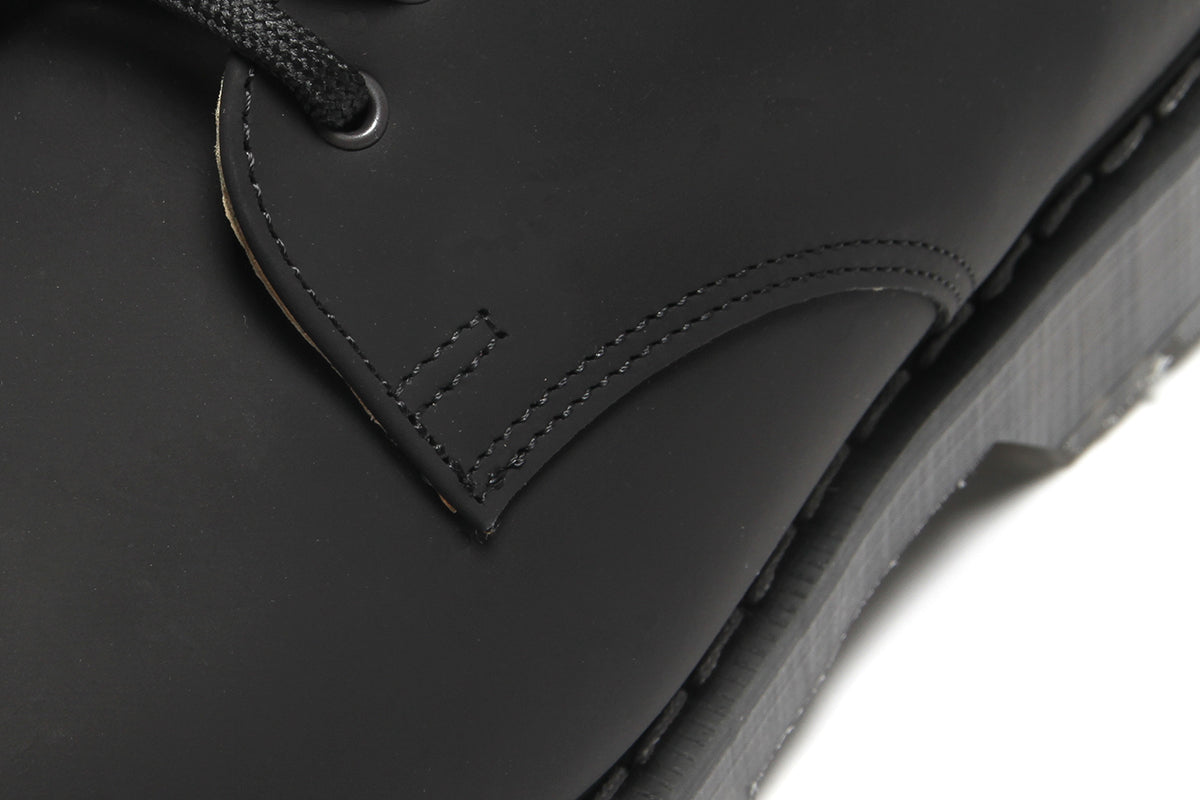 Greasy Gibson Shoe