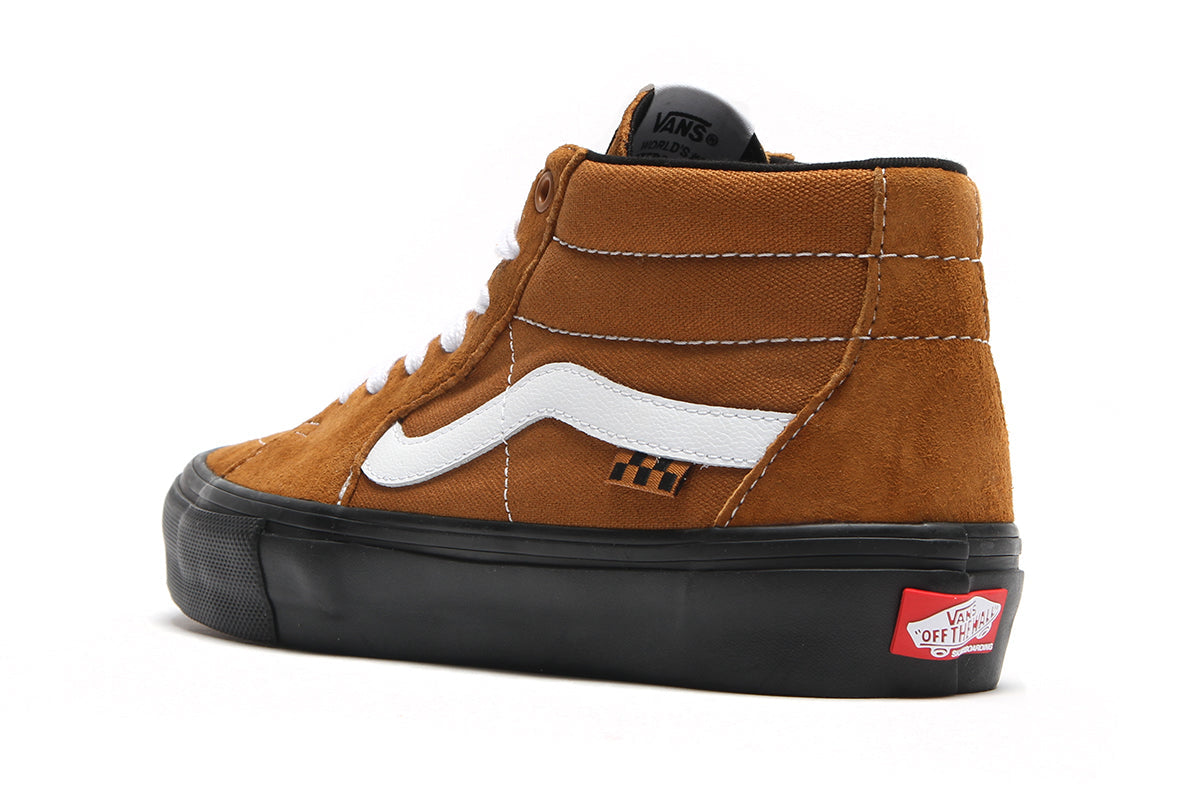Skate Grosso Mid Pig Suede