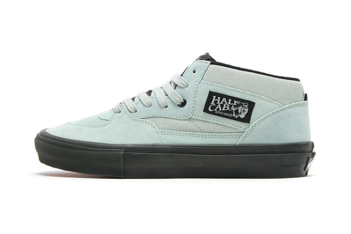 Skate Half Cab